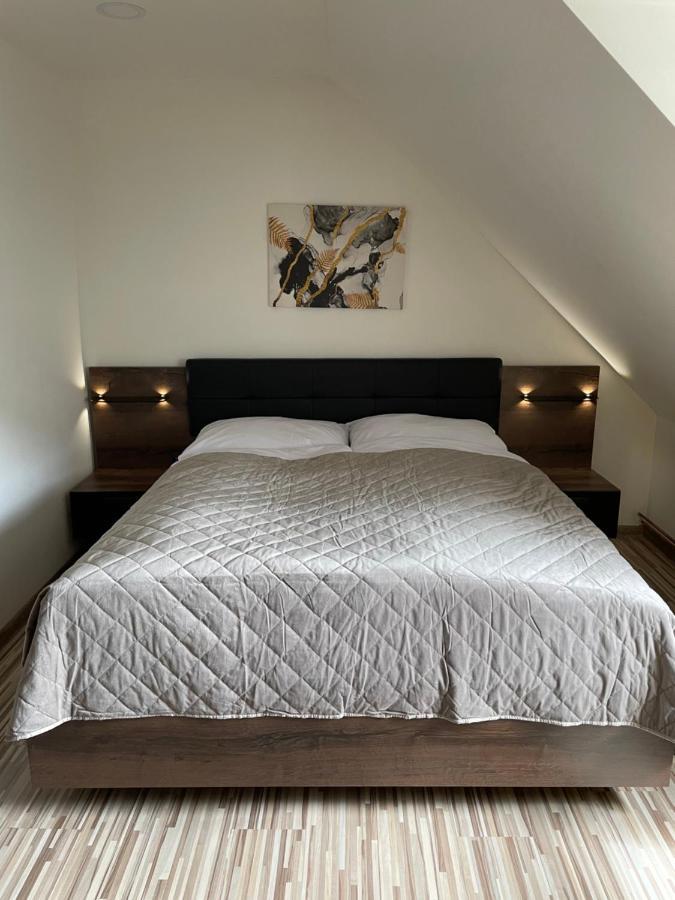 Penzion U Dvoch Levov Oravsky Podzamok Extérieur photo