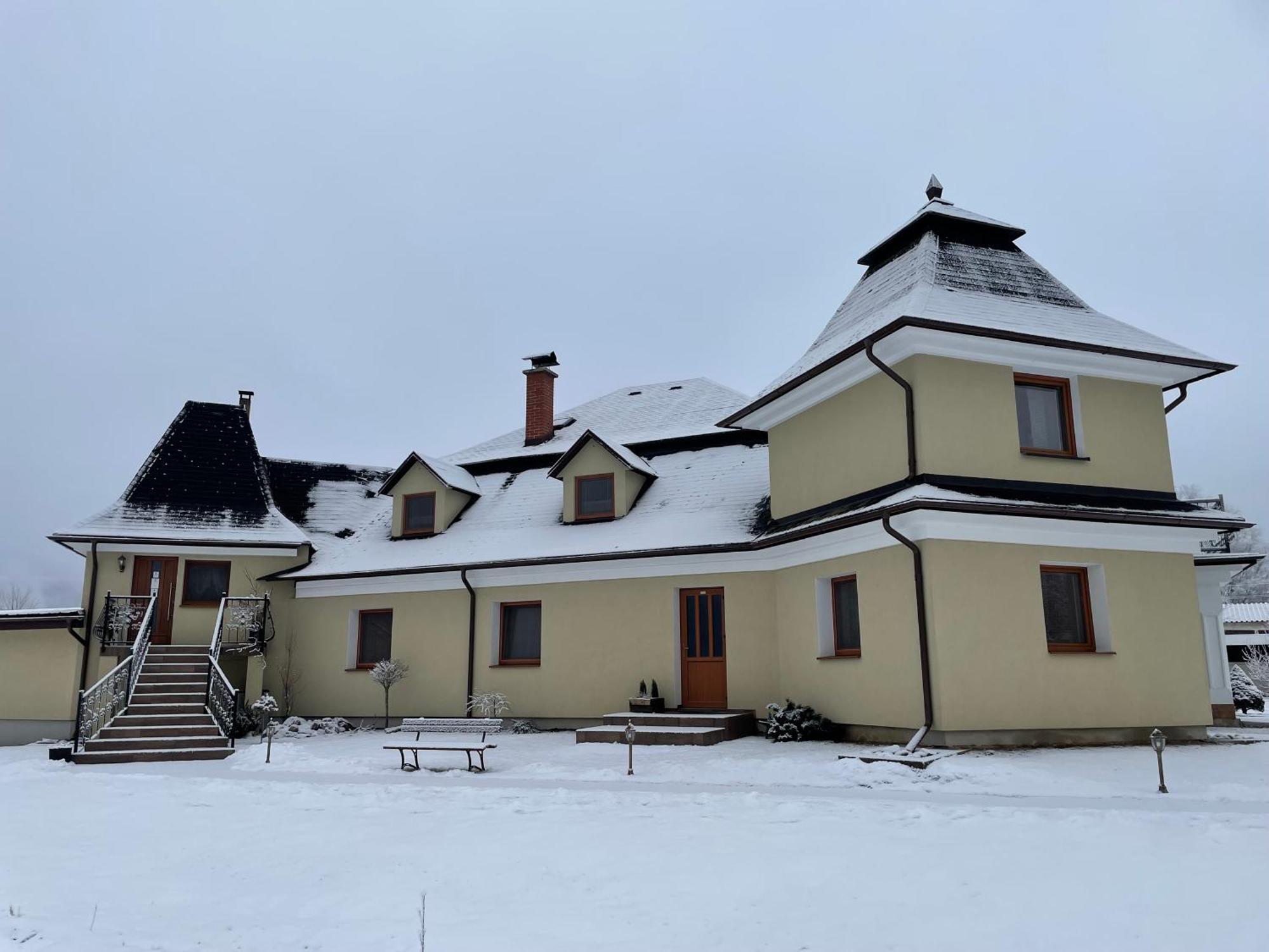 Penzion U Dvoch Levov Oravsky Podzamok Extérieur photo